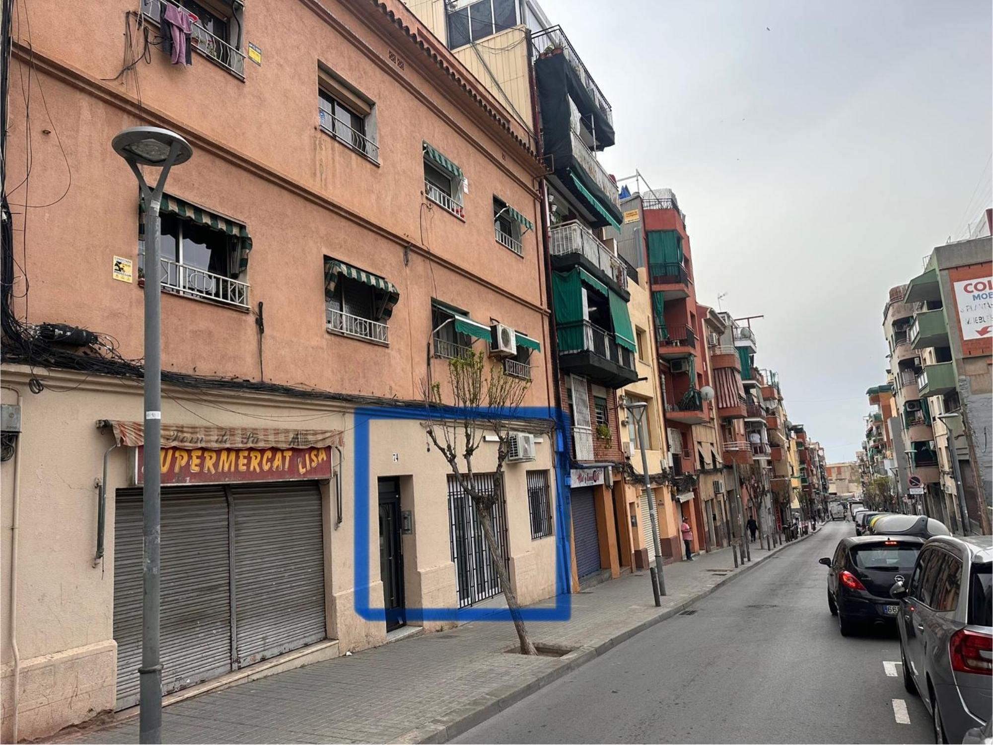 Apartamento en planta baja en badalona, barcelona Exterior foto